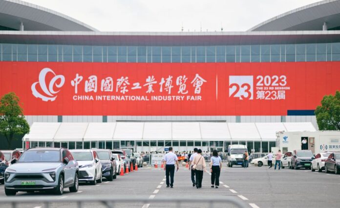 德国展会参展的展位签证与物流安排